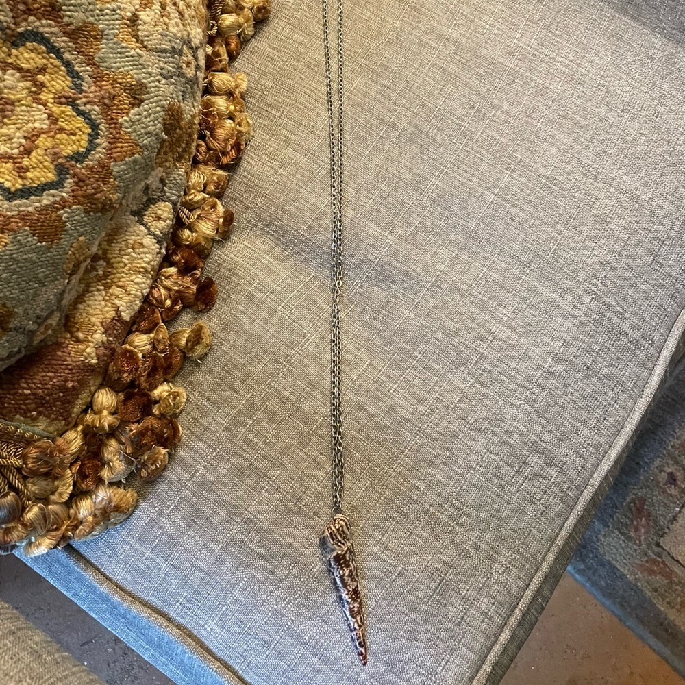 Long Shell Necklace - Picture 2 of 5